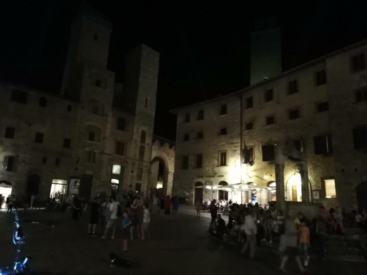 Nel Chianti Lungo La Francigena Apartment Colle Val D'Elsa Luaran gambar